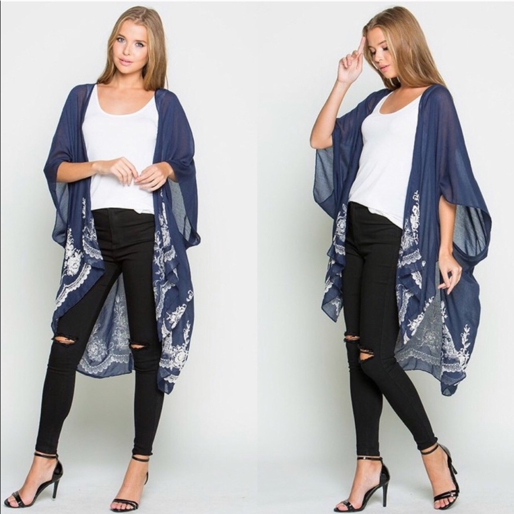 🎉HP🎉 Just 1 LEFT! Fall Floral Embroidered Shrug. - Picture 2 of 6